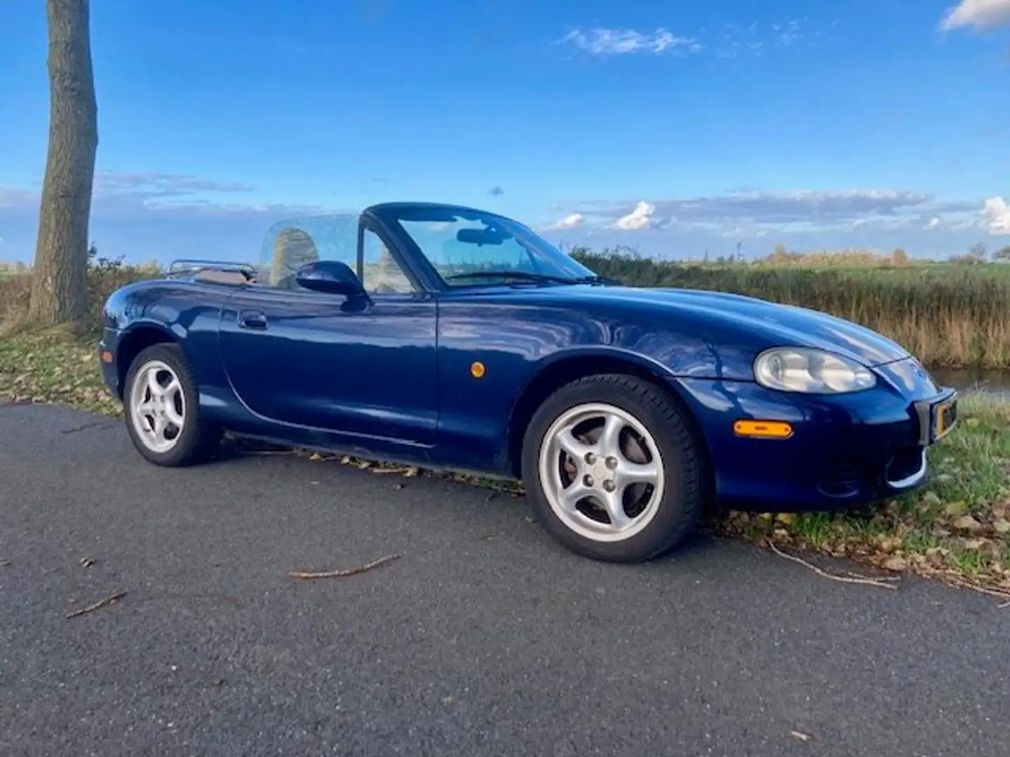 Mazda MX-5 MX-5 1.6i Exclusive Niebieski - 1