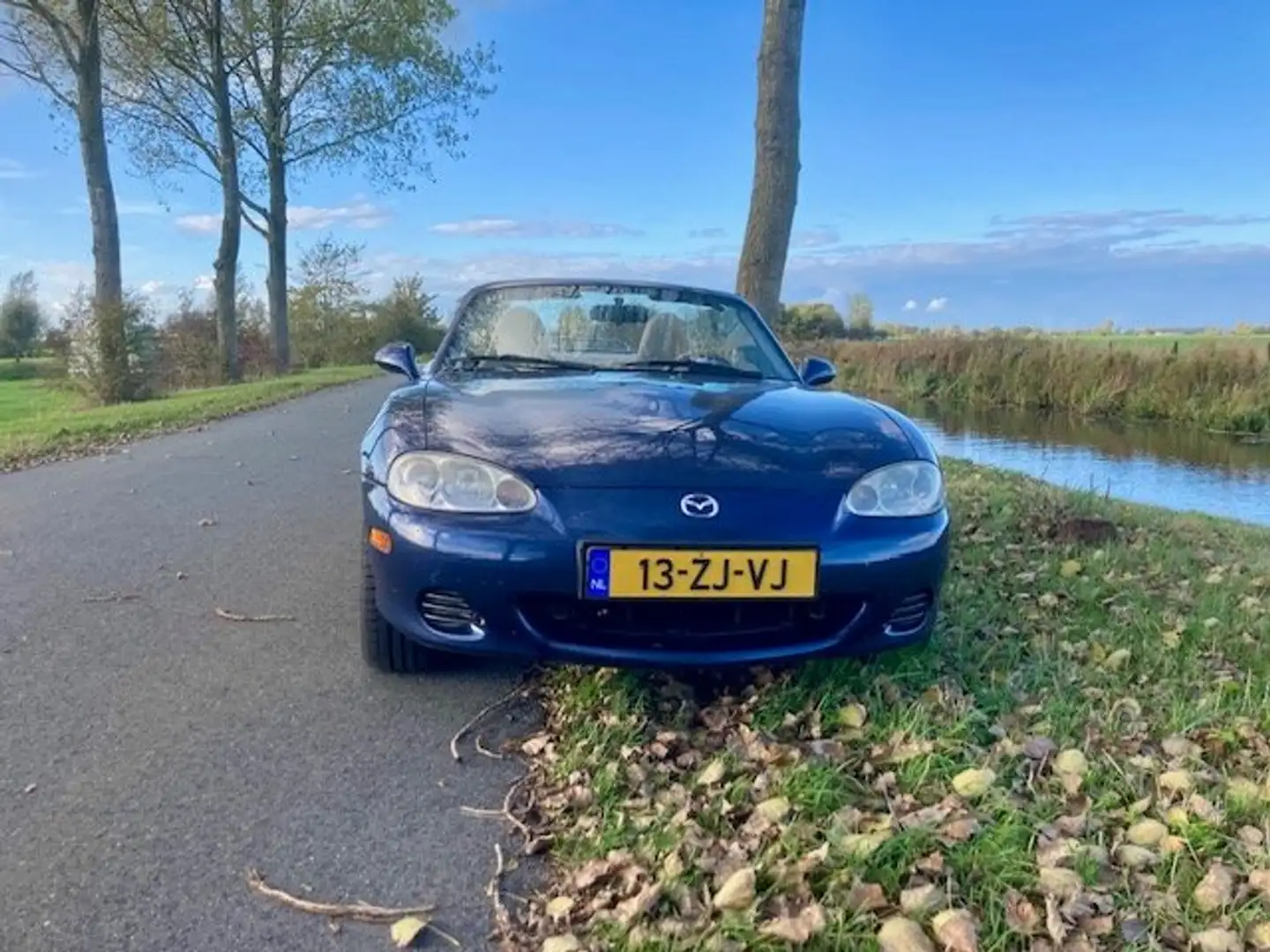 Mazda MX-5 MX-5 1.6i Exclusive Niebieski - 2