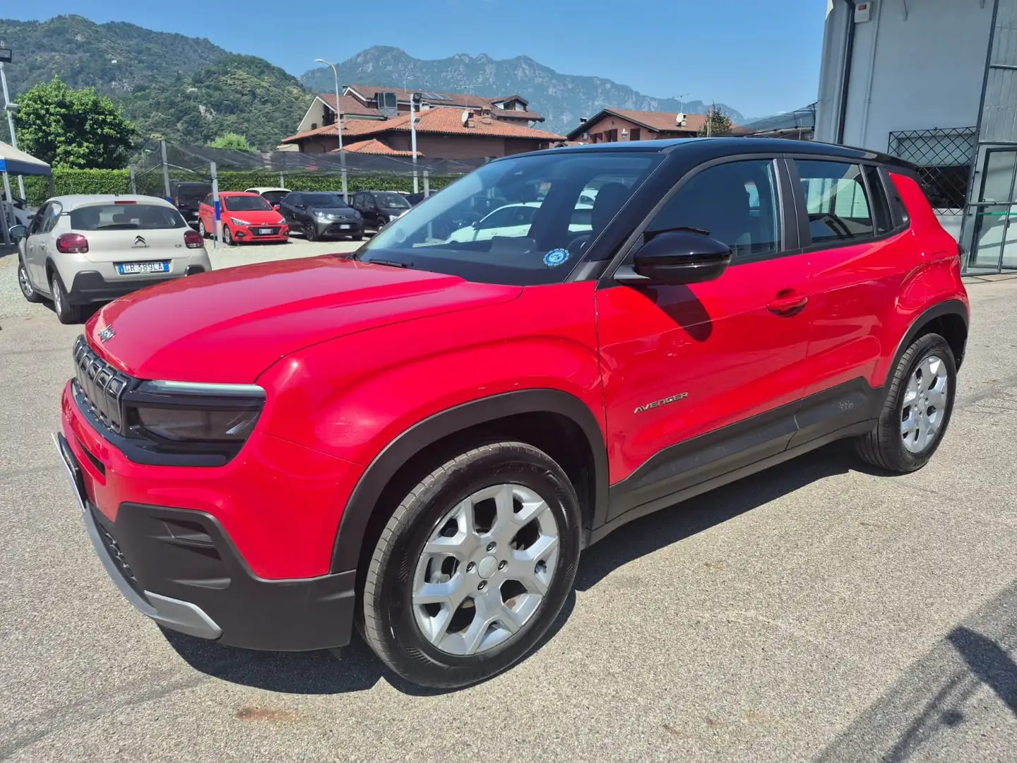 Jeep Avenger 1.2 ALTITUDE 1 PROPR. Rood - 1