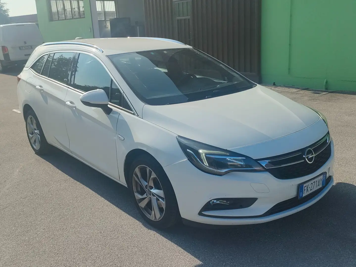 Opel Astra Astra Sports Tourer 1.6 cdti N.1N  auto my17 Bianco - 2