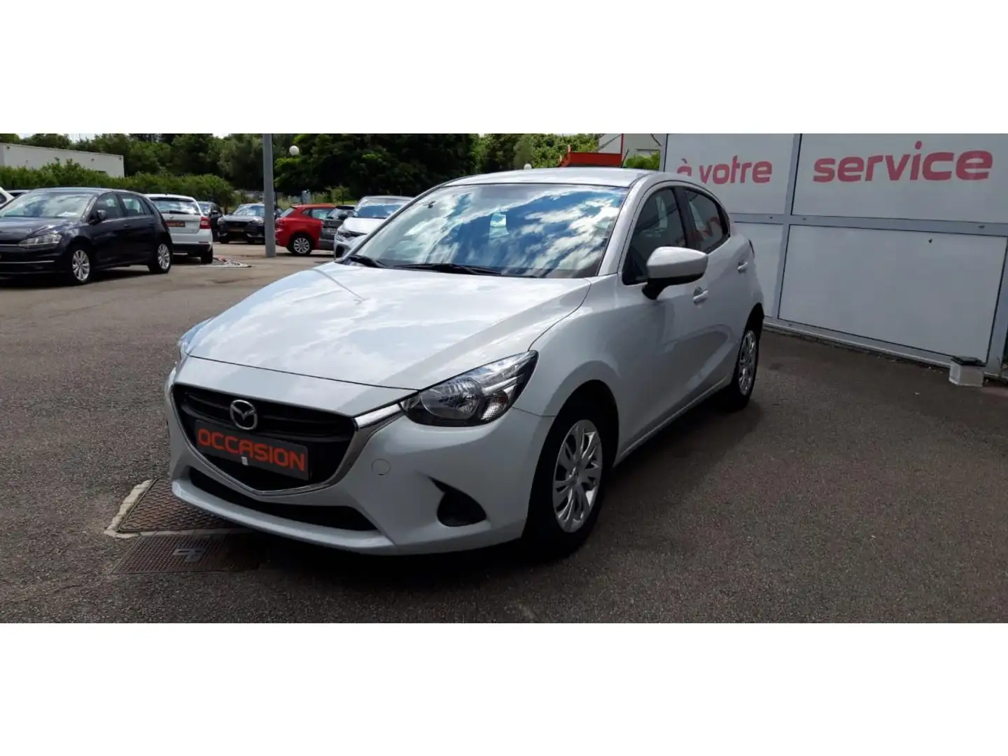 Mazda 2 1.5 Skyactiv 75cv Gris - 2