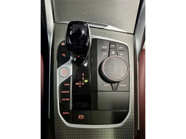 BMW 4 Series view 9