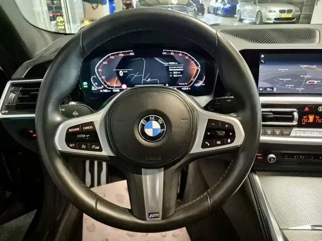 BMW 4 Series view 7