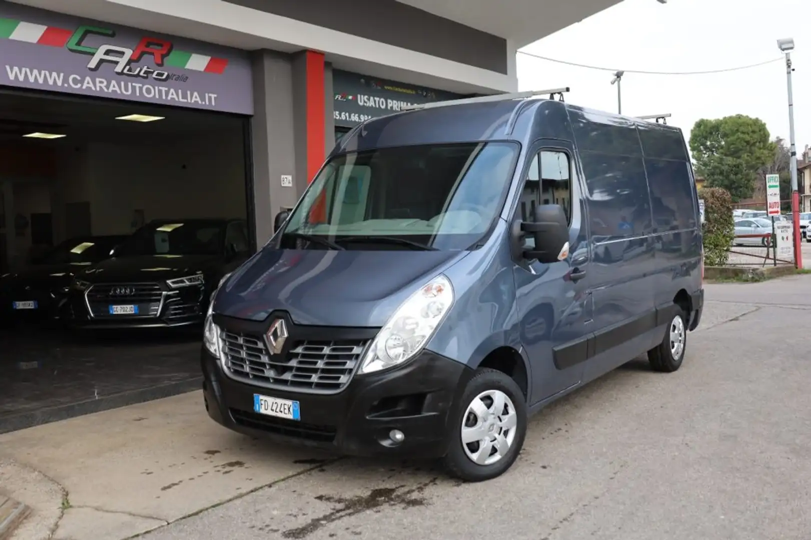 Renault Master 2.3 dCi 125CV PM-TA L2H3 Furgone 3 Posti Navi Tel Grigio - 1