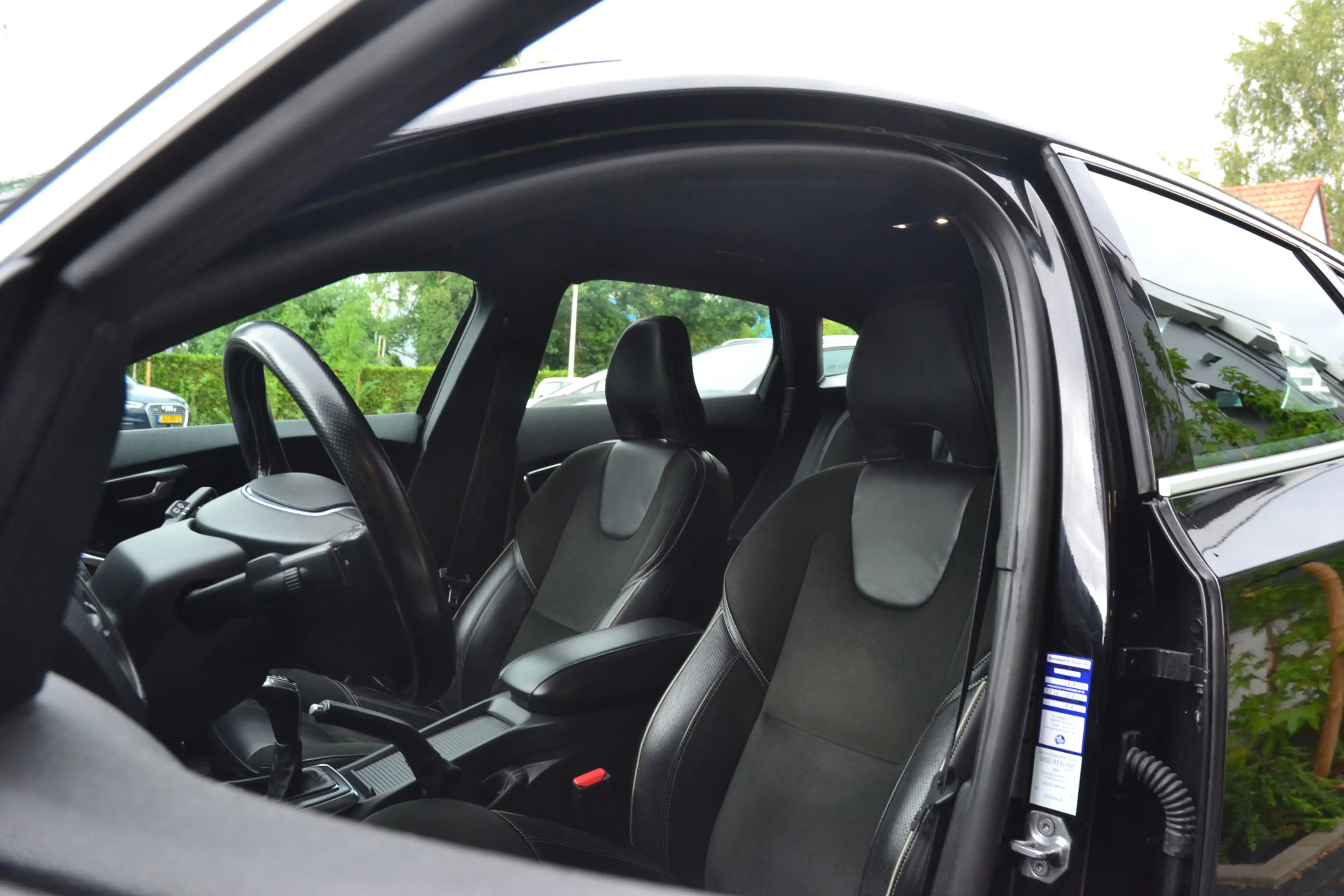 Volvo V40 2.0 T2 R-Design Nieuwe riem | Cruise Control | Par — photo 4