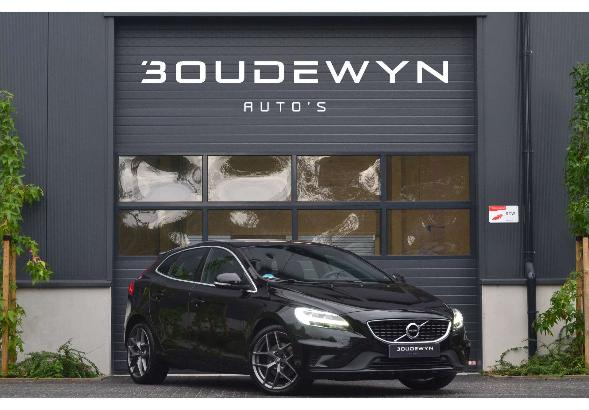 Volvo V40