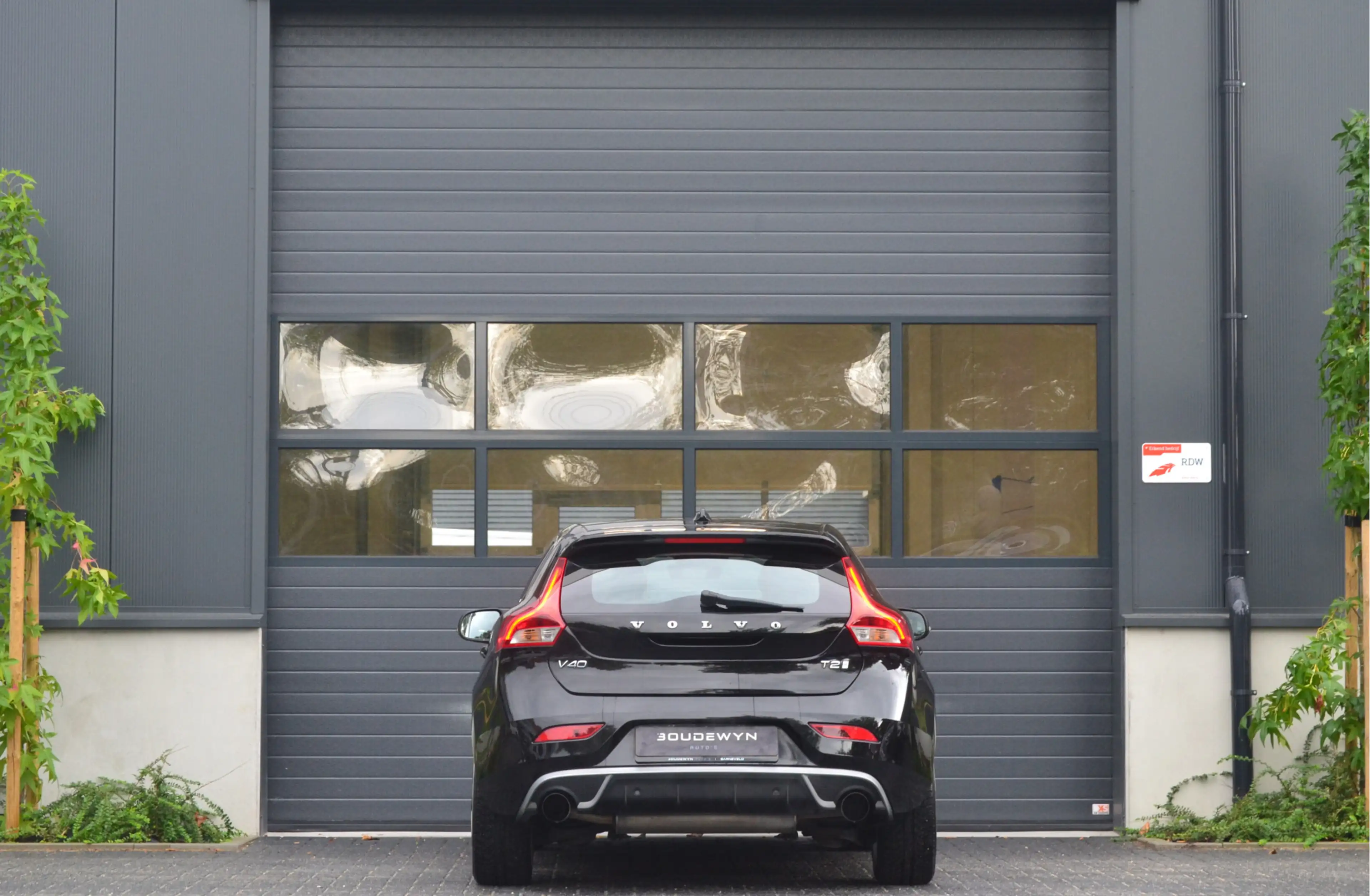 Volvo V40 2.0 T2 R-Design Nieuwe riem | Cruise Control | Par — photo 8