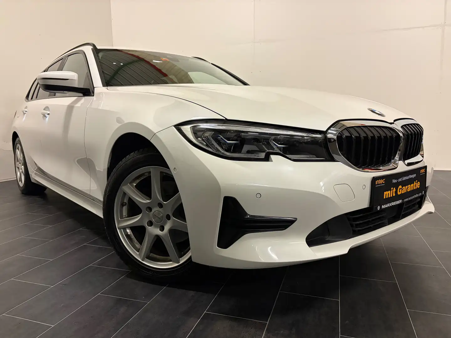 BMW 320 xd *Allrad-Standheizung-Keyless-Display Key-Laser* Weiß - 2