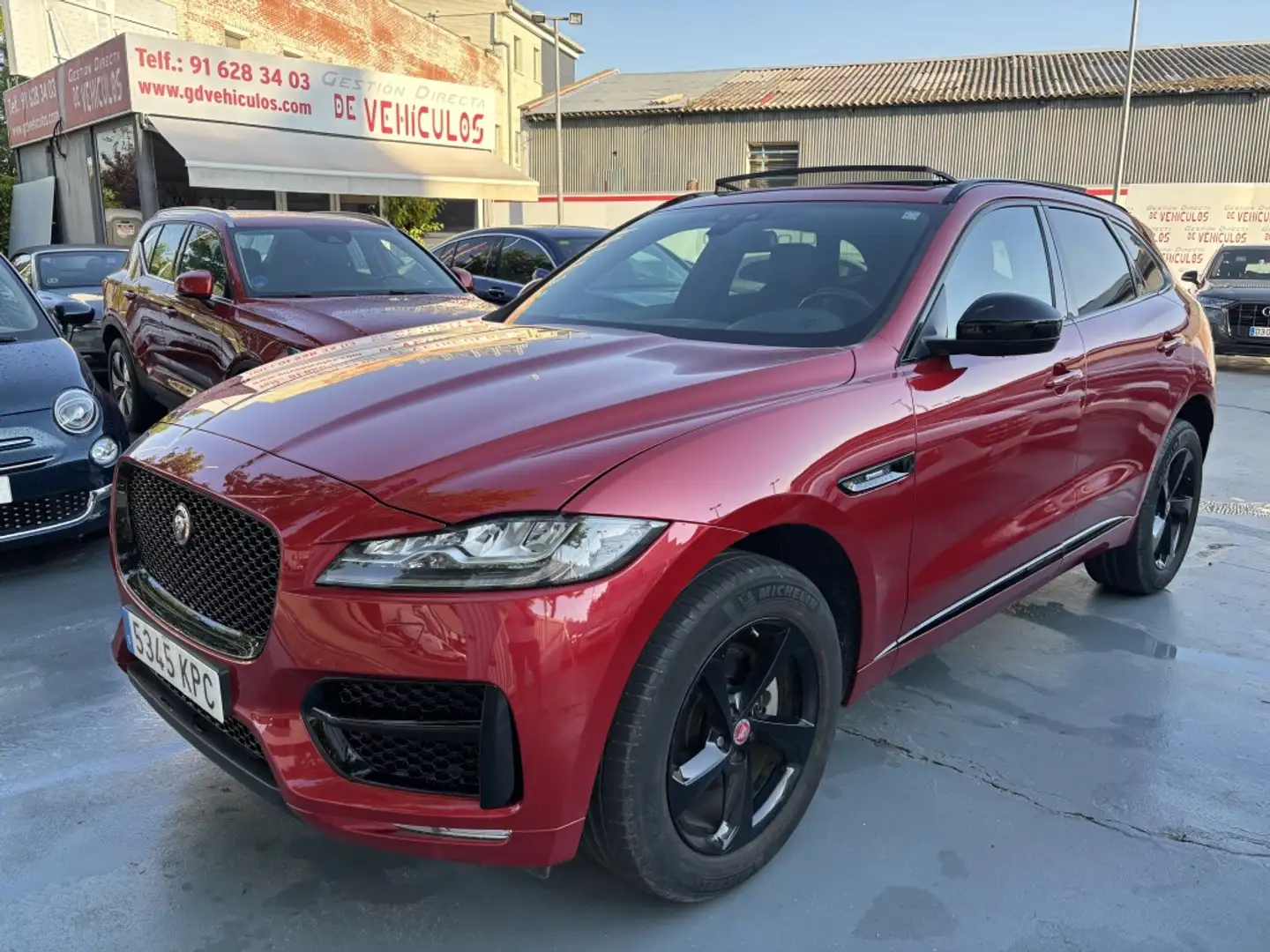 Jaguar F-Pace 2.0i4D R-Sport AWD 180 Rouge - 1