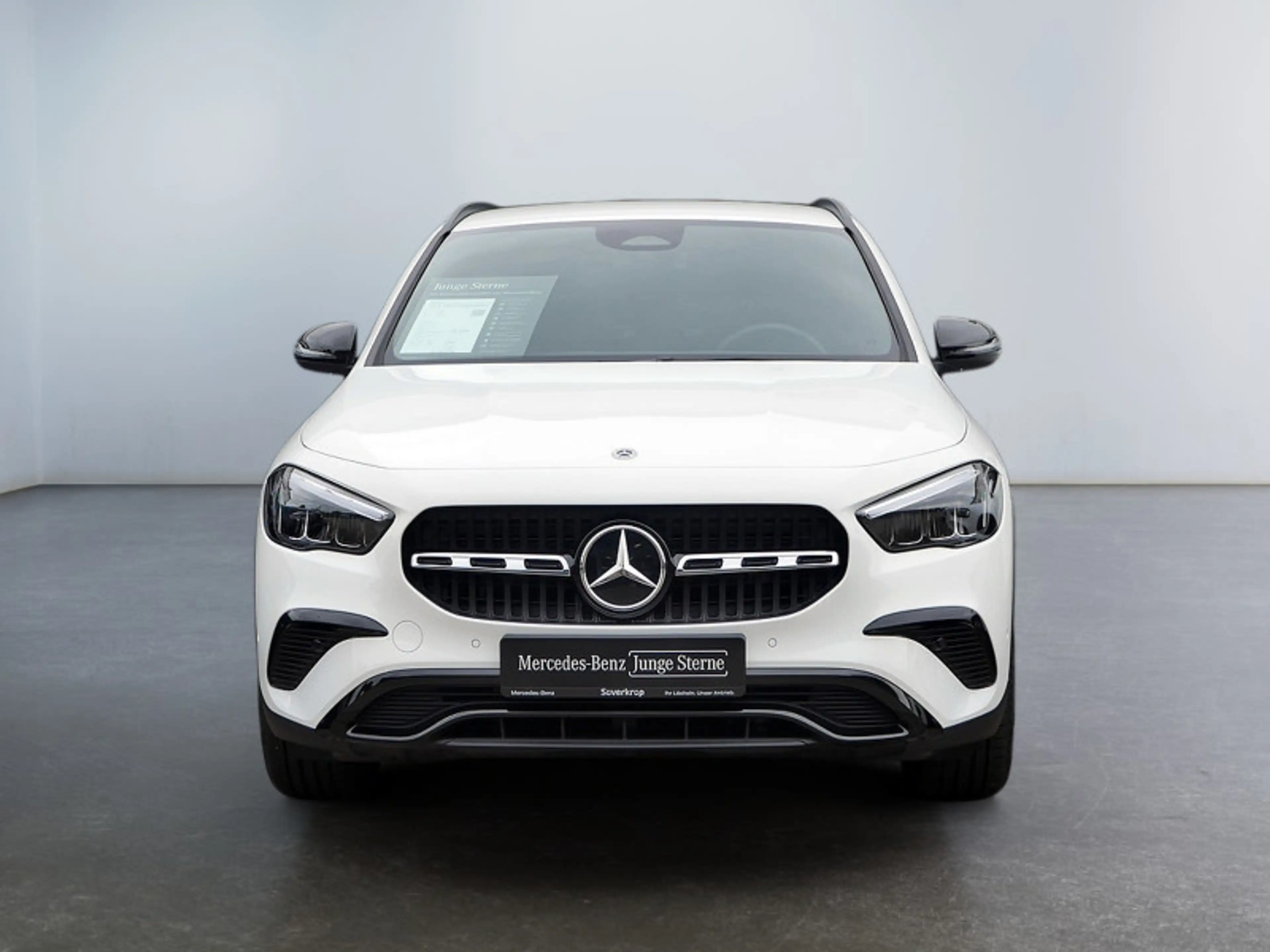 Mercedes-Benz GLA 180 , NIGHT PROGRESSIVE AHK KAMERA SPUR PDC — photo 5