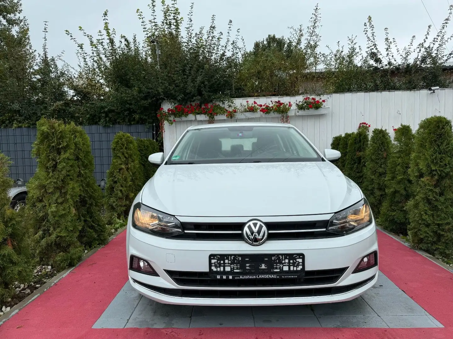 Volkswagen Polo VI Highline Weiß - 2