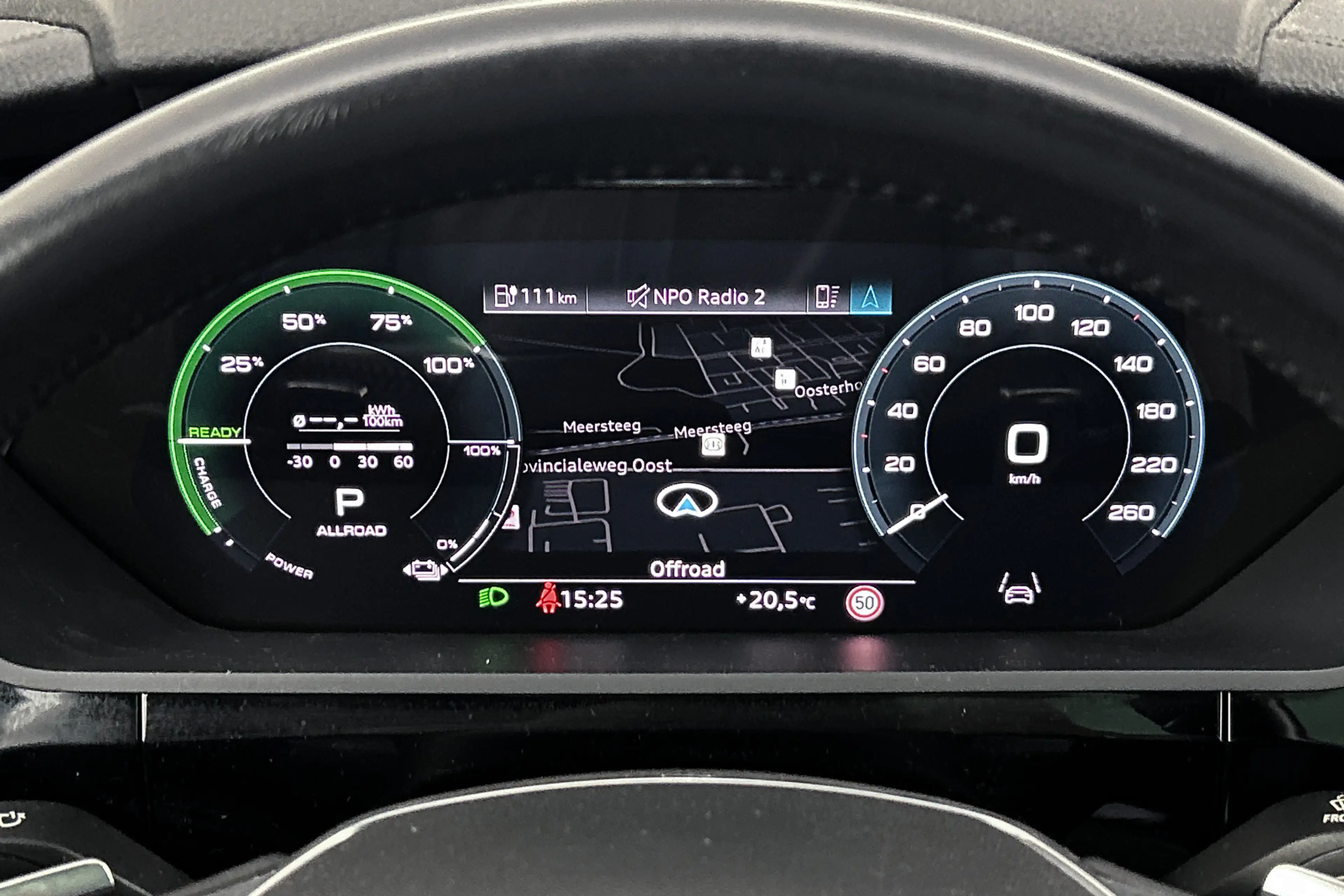 Audi e-tron Sportback 50 quattro S edition | Luchtvering | Pan — photo 4