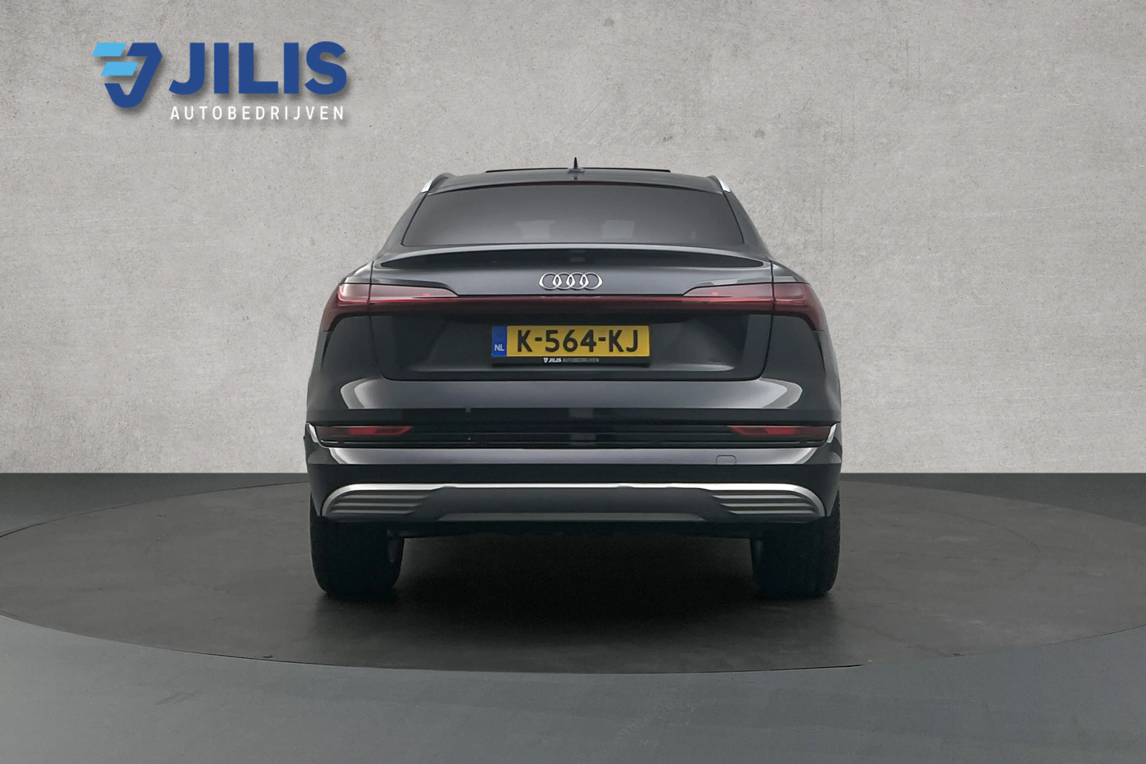 Audi e-tron Sportback 50 quattro S edition | Luchtvering | Pan — photo 11