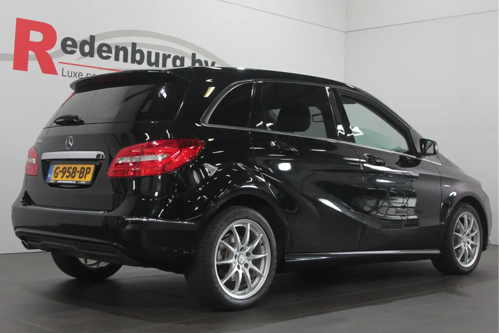 Mercedes-Benz B 200 Ambition - Automaat - Navi / Camera / Stoelverw. Noir - 2