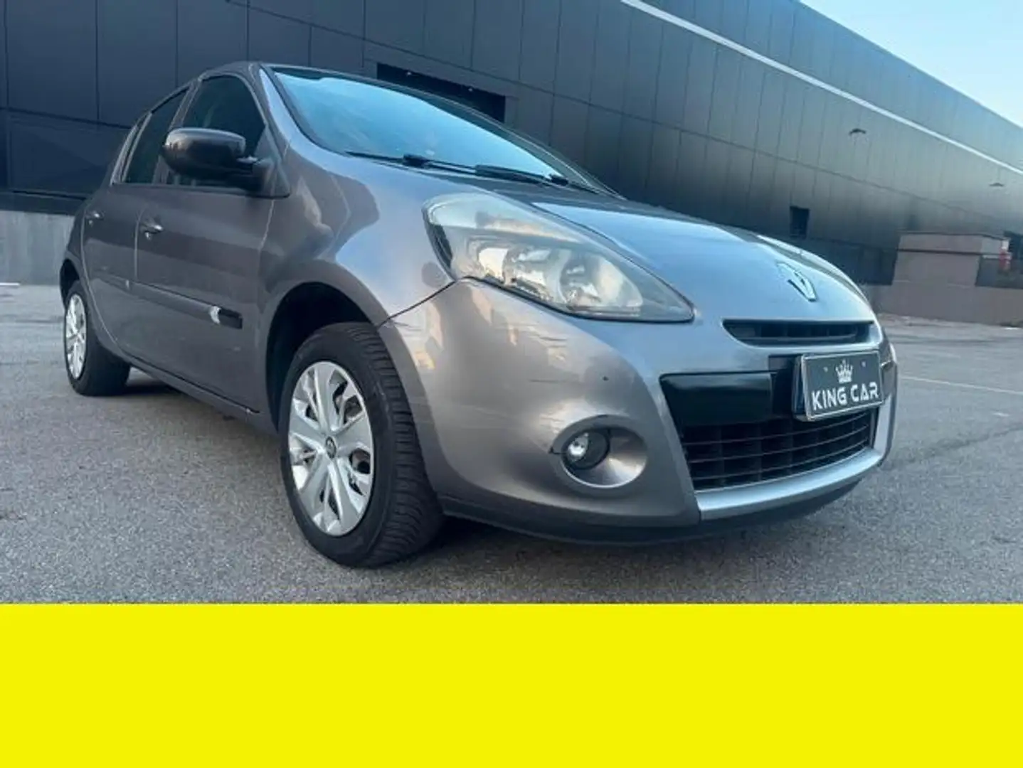 Renault Clio - 2