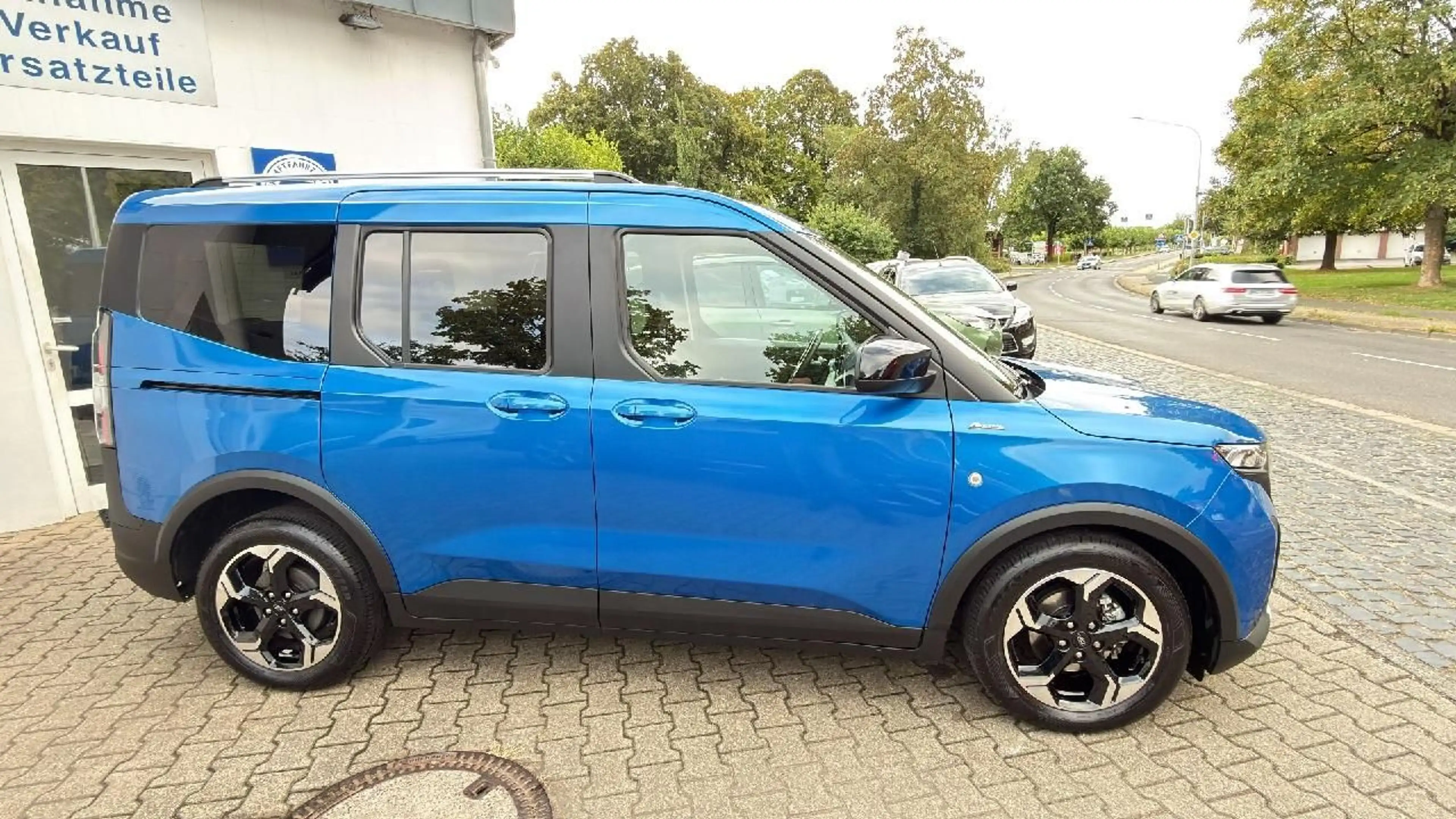Ford Tourneo Courier Active — photo 4