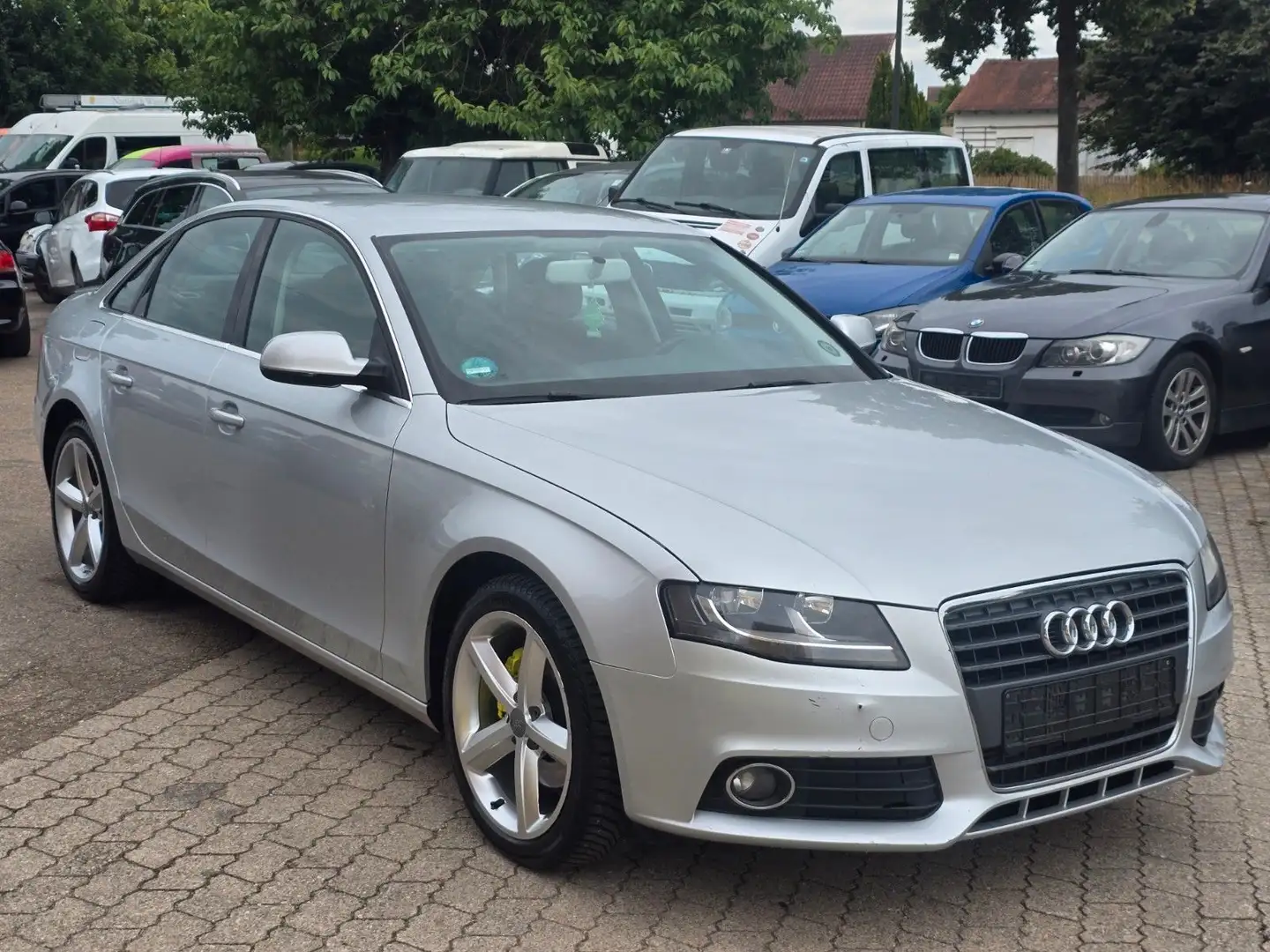 Audi A4 Lim. Ambiente Zilver - 1