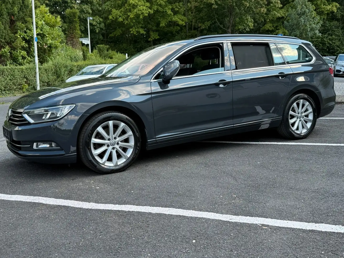 Volkswagen Passat Variant Comfortline,Panoram,Navi Gris - 1