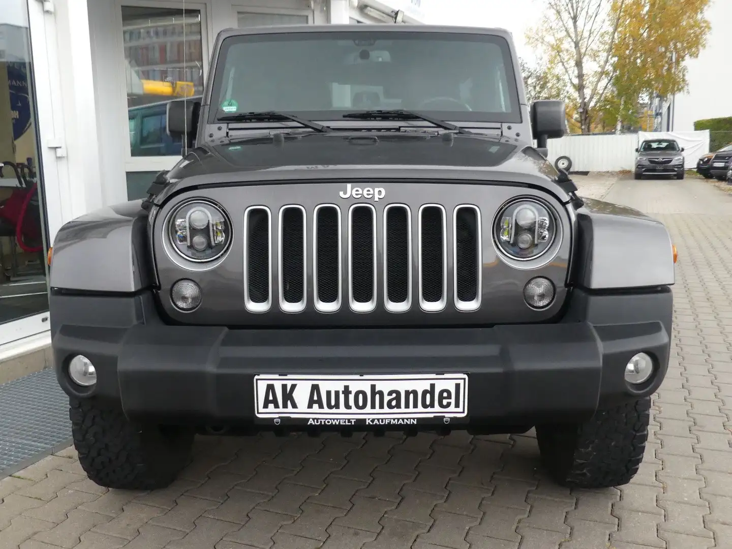 Jeep Wrangler Aut. Unlimited Sahara Dual-top Leder Schwarz - 2