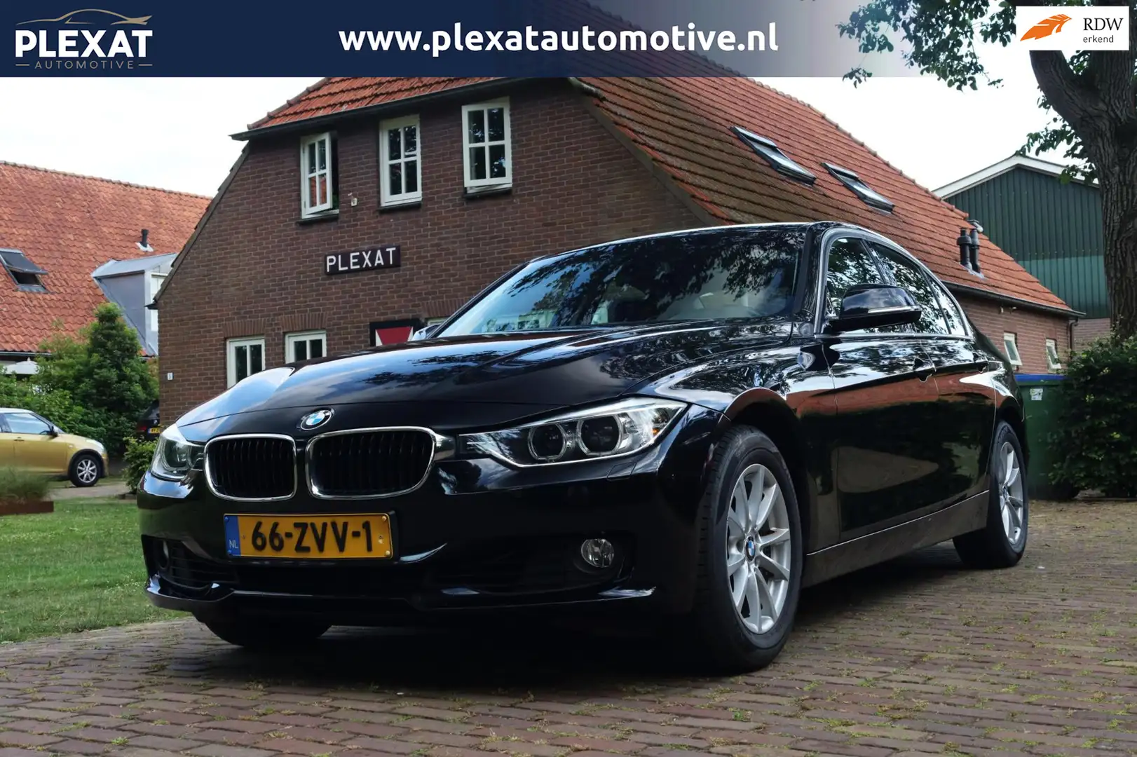 BMW 320 3-serie 320i Upgrade Edition Aut | Xenon | Stoelve Zwart - 1