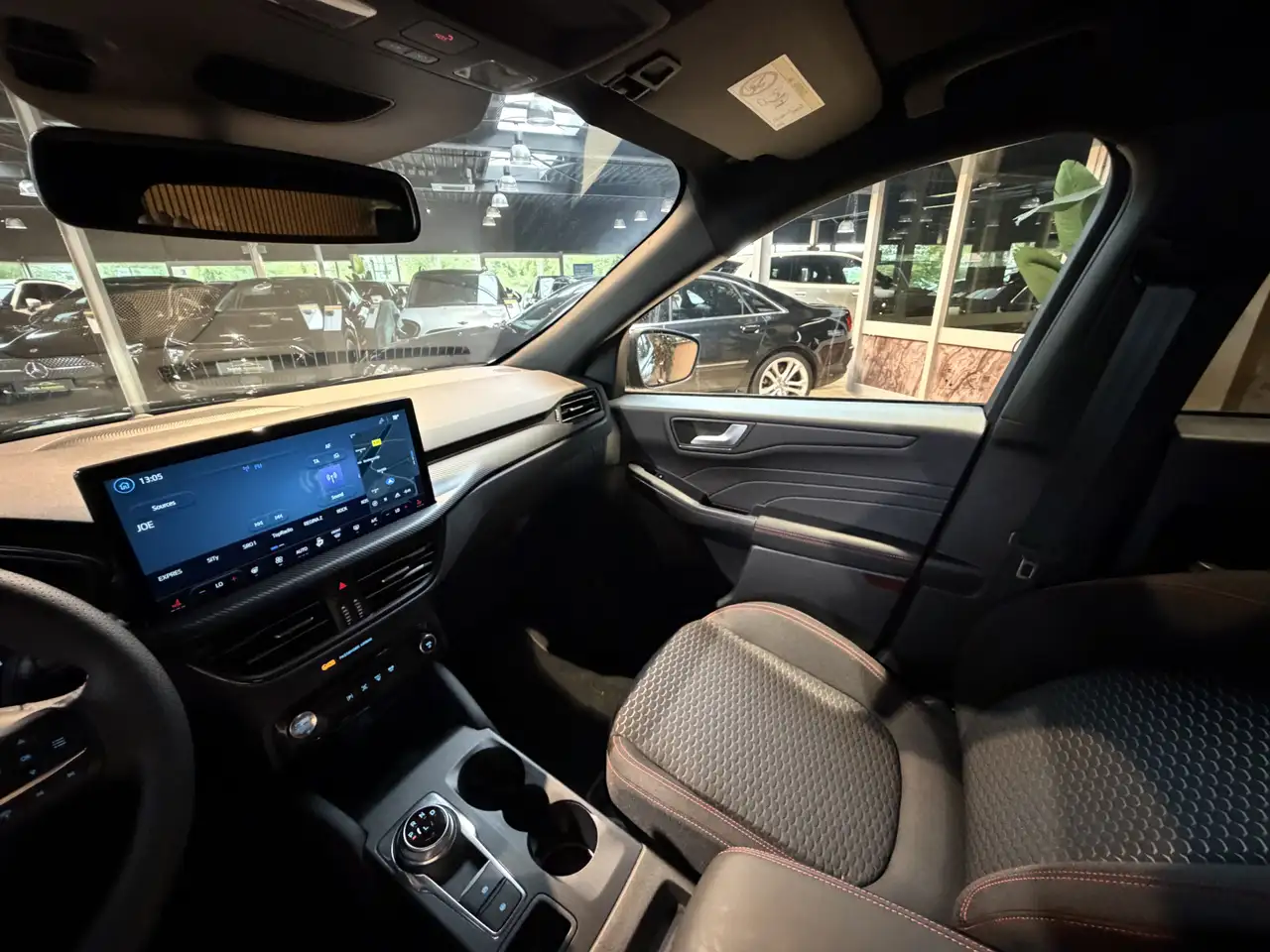 Ford Kuga 2.5 PHEV ST-Line 243 PK WINTERPAKKET VERWARM, миниатюра 29