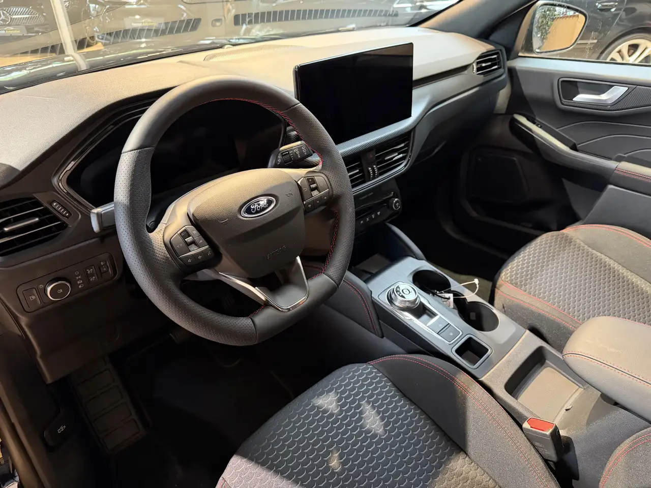 Ford Kuga 2.5 PHEV ST-Line 243 PK WINTERPAKKET VERWARM, миниатюра 12
