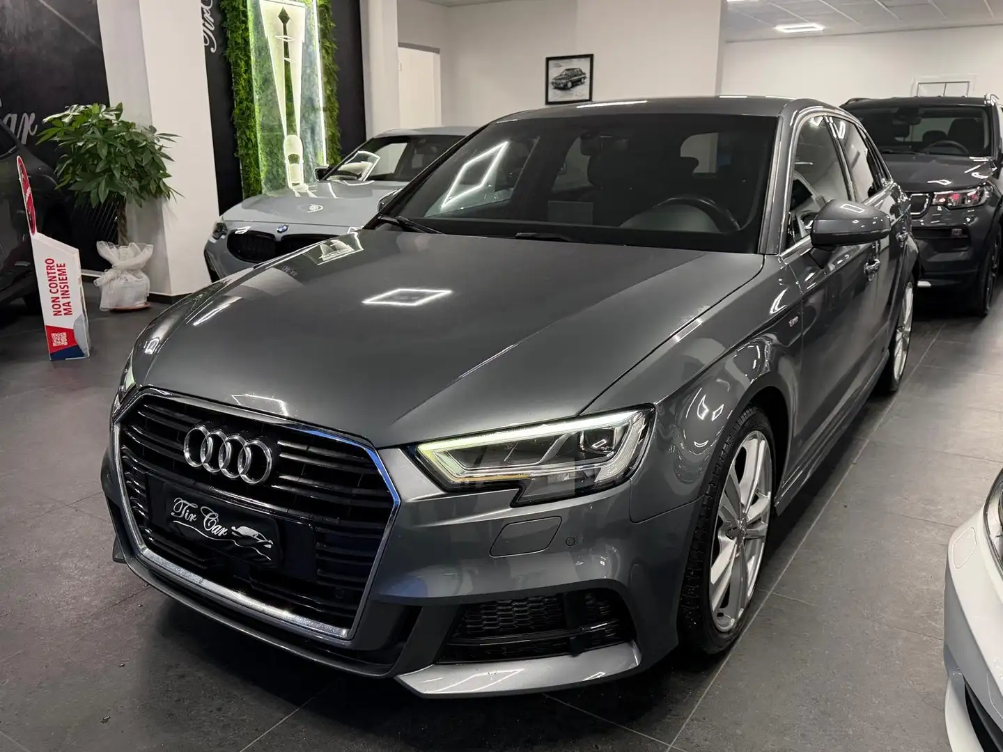 Audi A3 A3 III 2016 Sportback S-line 30 1.6tdi Sport 116cv Grigio - 1
