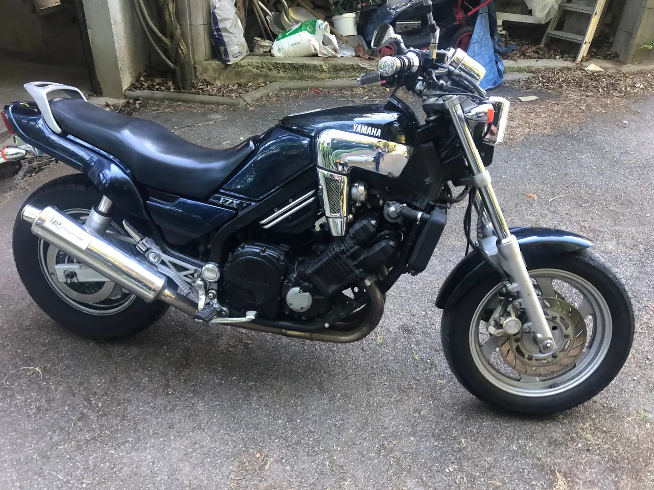 Yamaha FZX 750