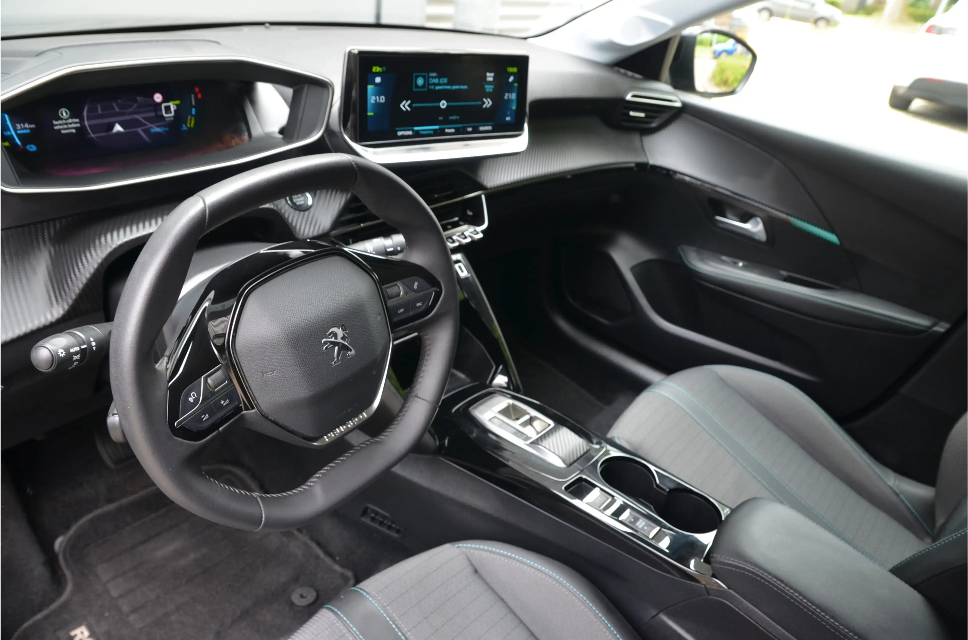 Peugeot e-208 EV Allure Pack 50 kWh 10" Scherm! — photo 9