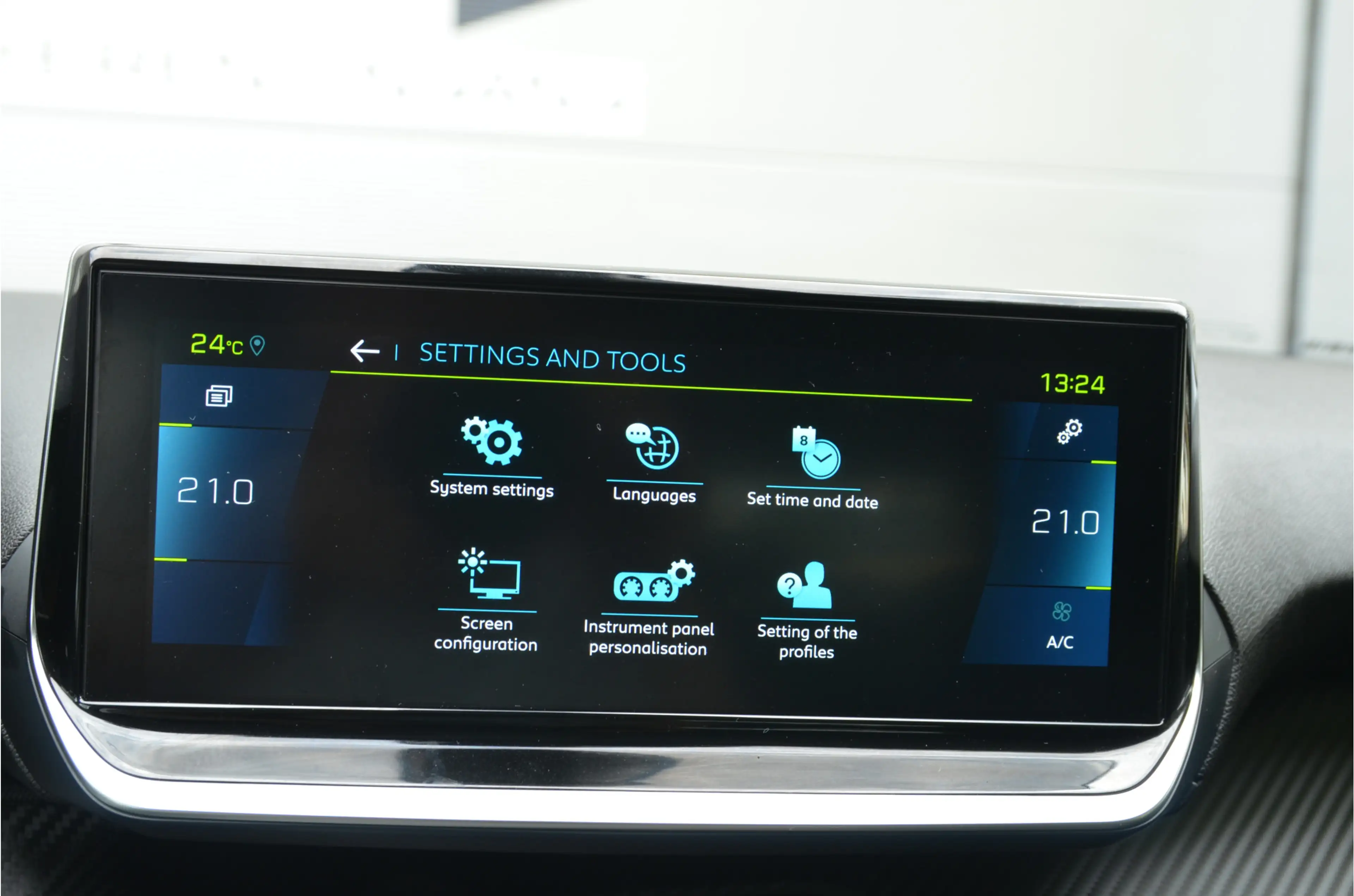 Peugeot e-208 EV Allure Pack 50 kWh 10" Scherm! — photo 19
