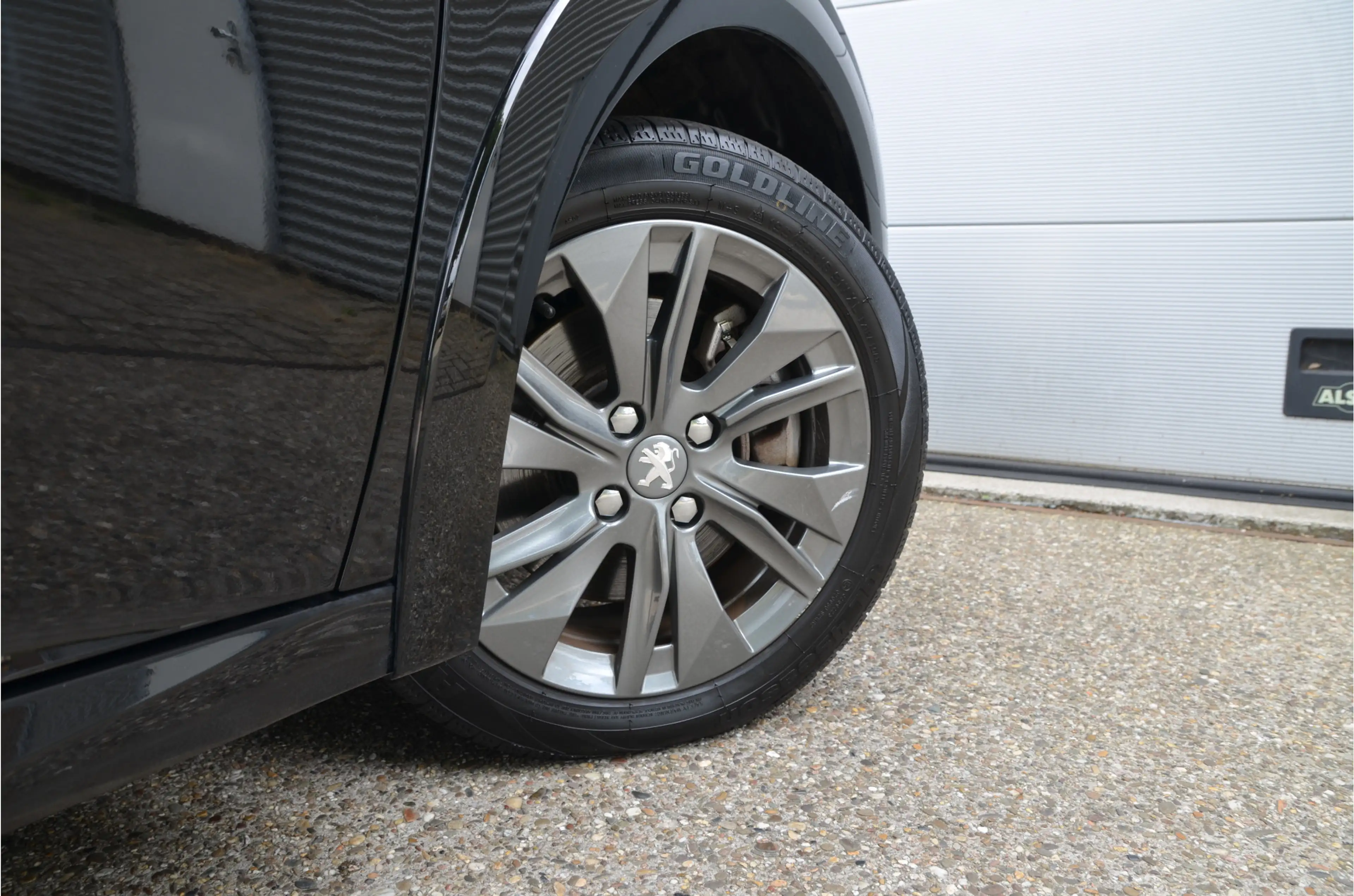 Peugeot e-208 EV Allure Pack 50 kWh 10" Scherm! — photo 4