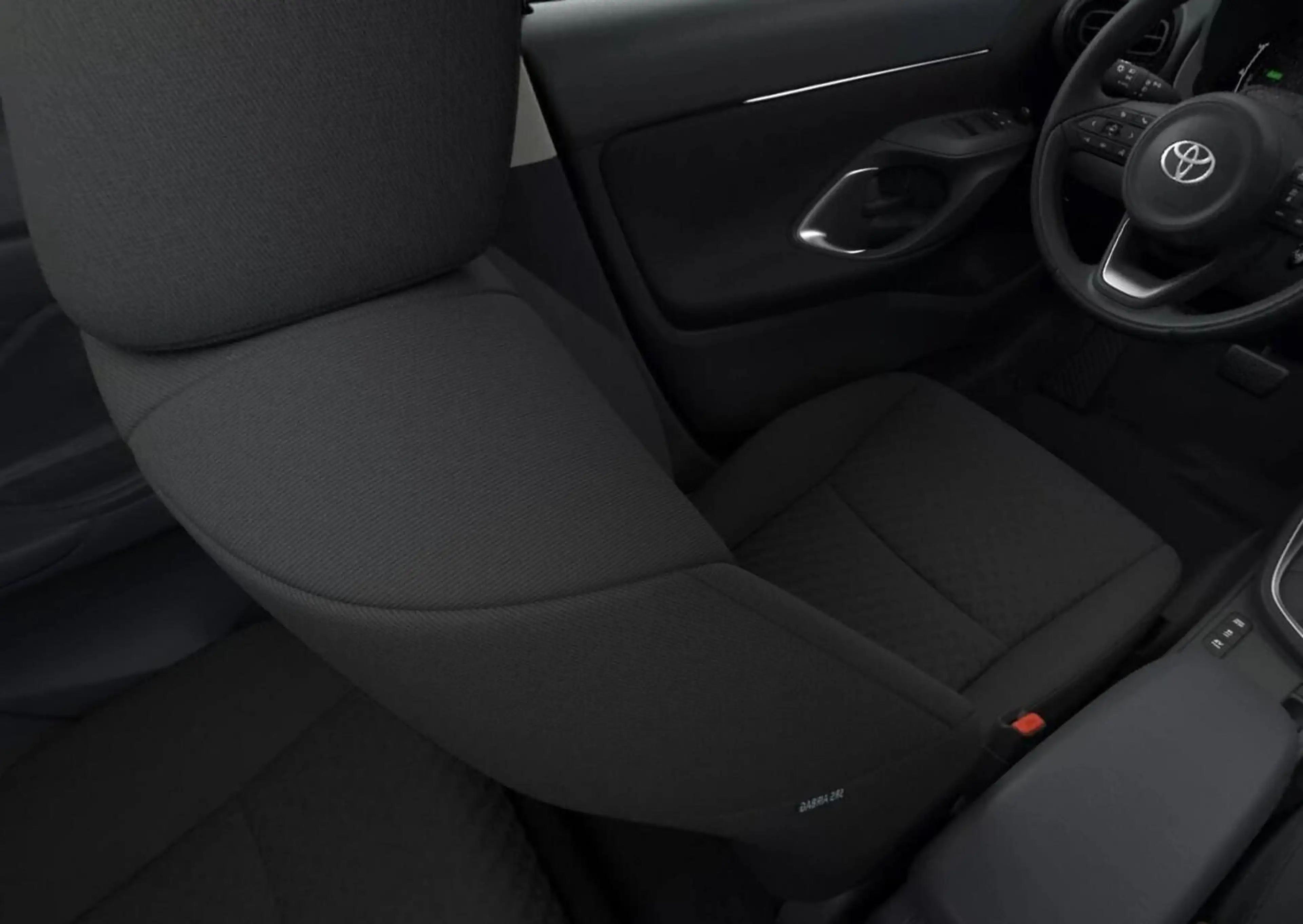 Toyota Yaris Cross Aut. Kam Sitzhz. ACC 16" CarPlay 68 kW (92 PS),... — photo 7
