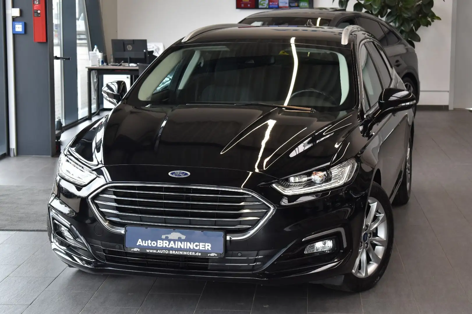 Ford Mondeo Turnier 2.0TDCi Titanium LED~Navi3D~AHK Fekete - 1