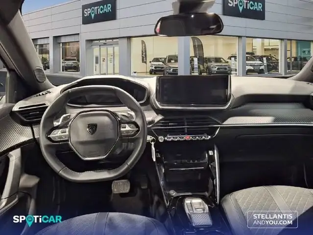 Peugeot 2008 view 8