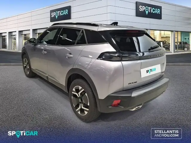 Peugeot 2008 view 5