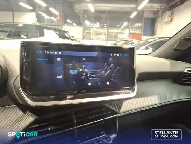 Peugeot 2008 view 14