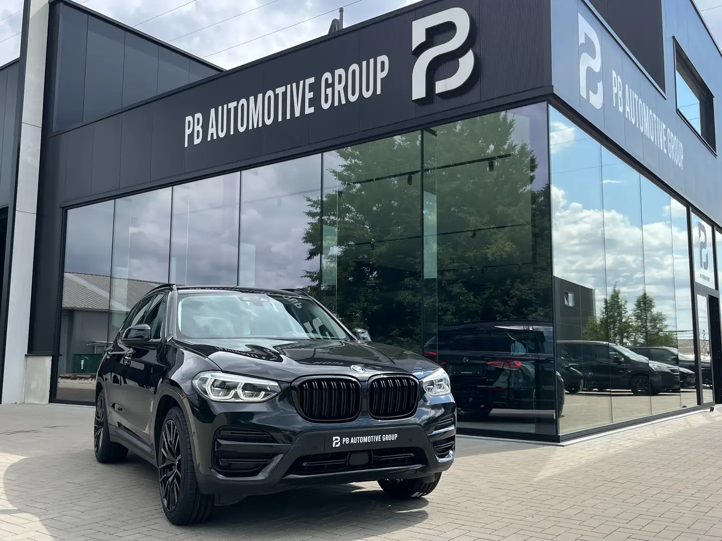 BMW X3 Xdrive 30e Full Led-Navi Cockpit Pro-HK Sound-20" Fekete - 1