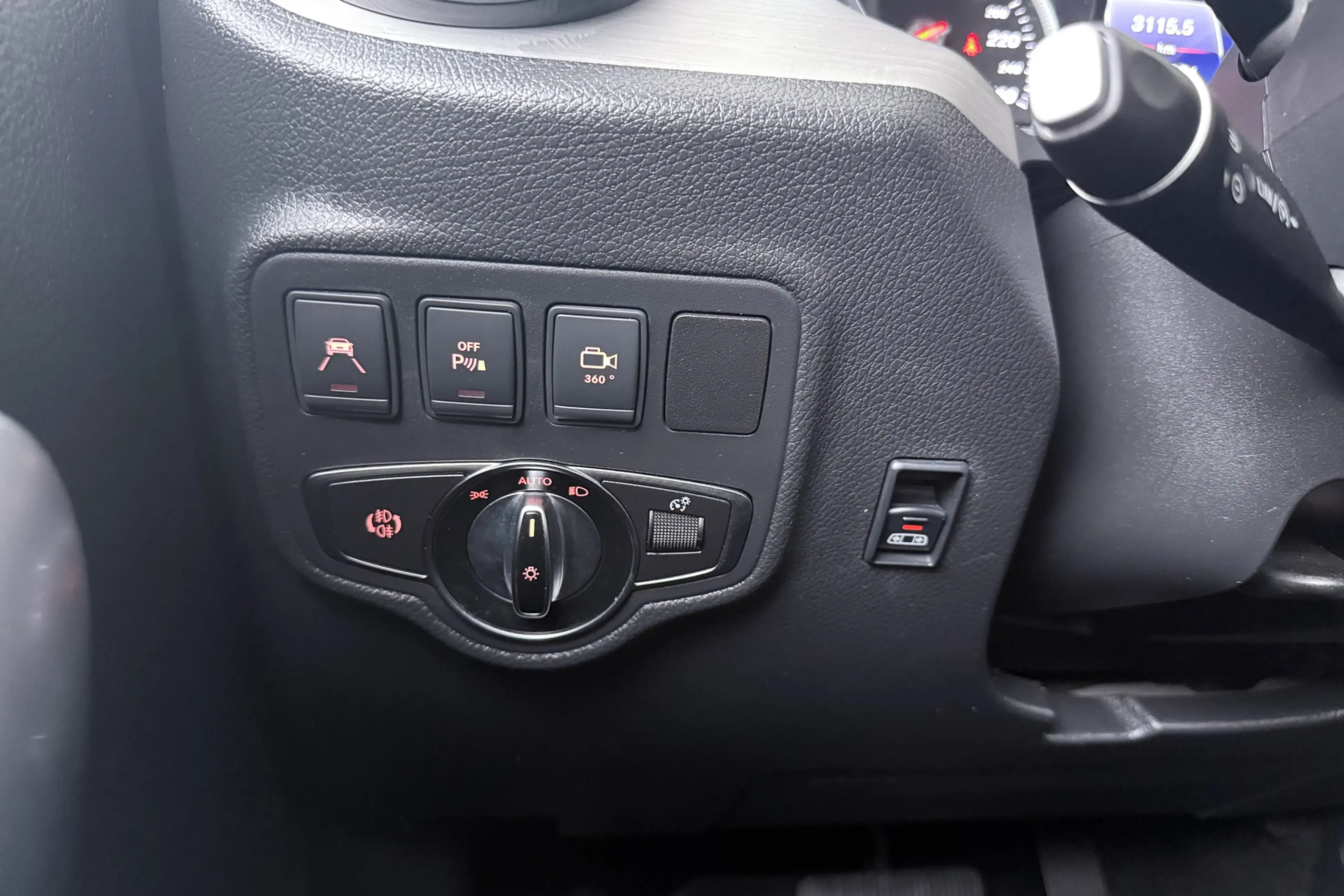 Mercedes-Benz X 250 250d 4-MATIC Power Trekhaak Leder 19'LMV Camera — photo 17