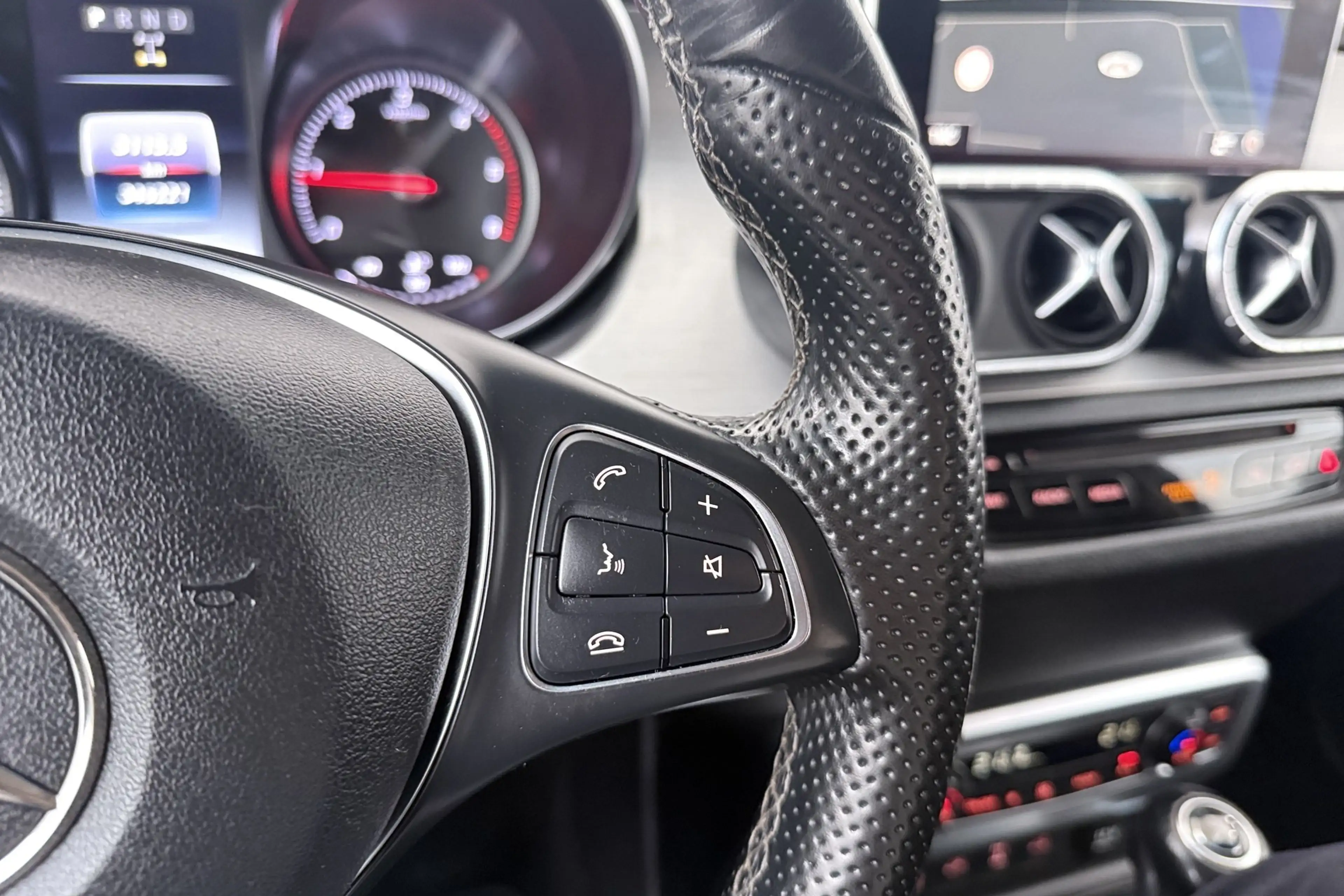 Mercedes-Benz X 250 250d 4-MATIC Power Trekhaak Leder 19'LMV Camera — photo 19