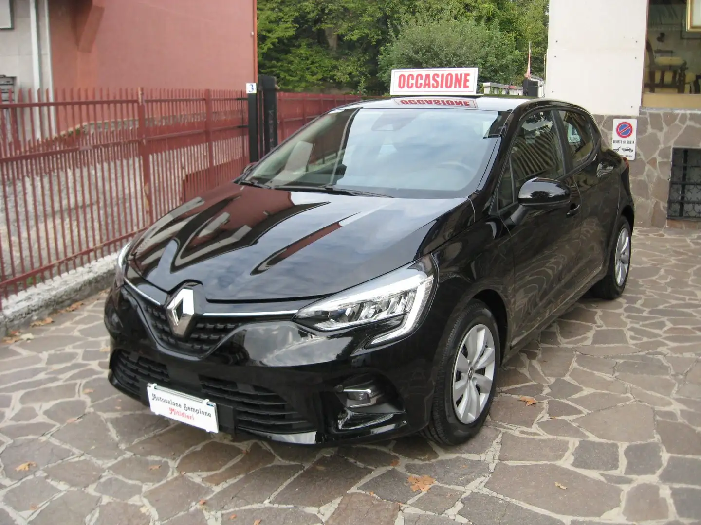Renault Clio 1.0 tce Zen 100cv SOLO KM 49.000 CERTIFICATI Nero - 1