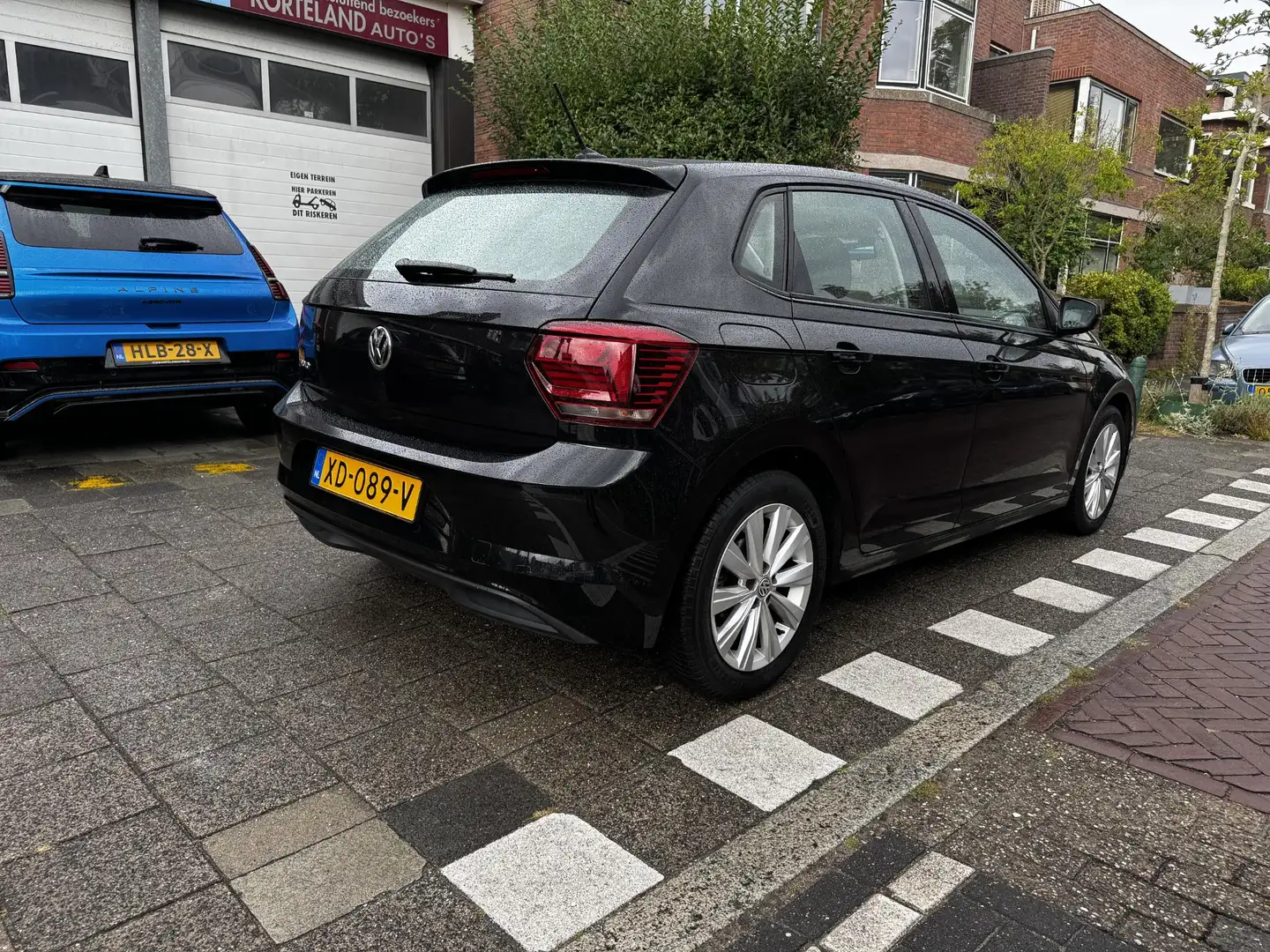 Volkswagen Polo 1.0 TSI Highline NAVI CARPLAY ECC Schwarz - 2