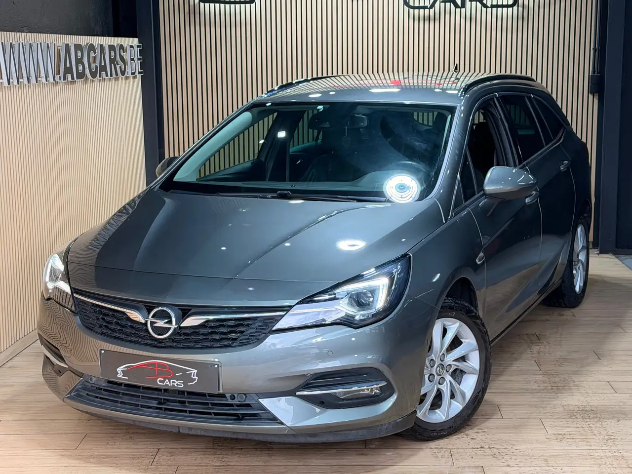 Opel Astra Sports Tourer 1.2 Turbo Edition * GARANTIE 12 MOIS *, миниатюра 2