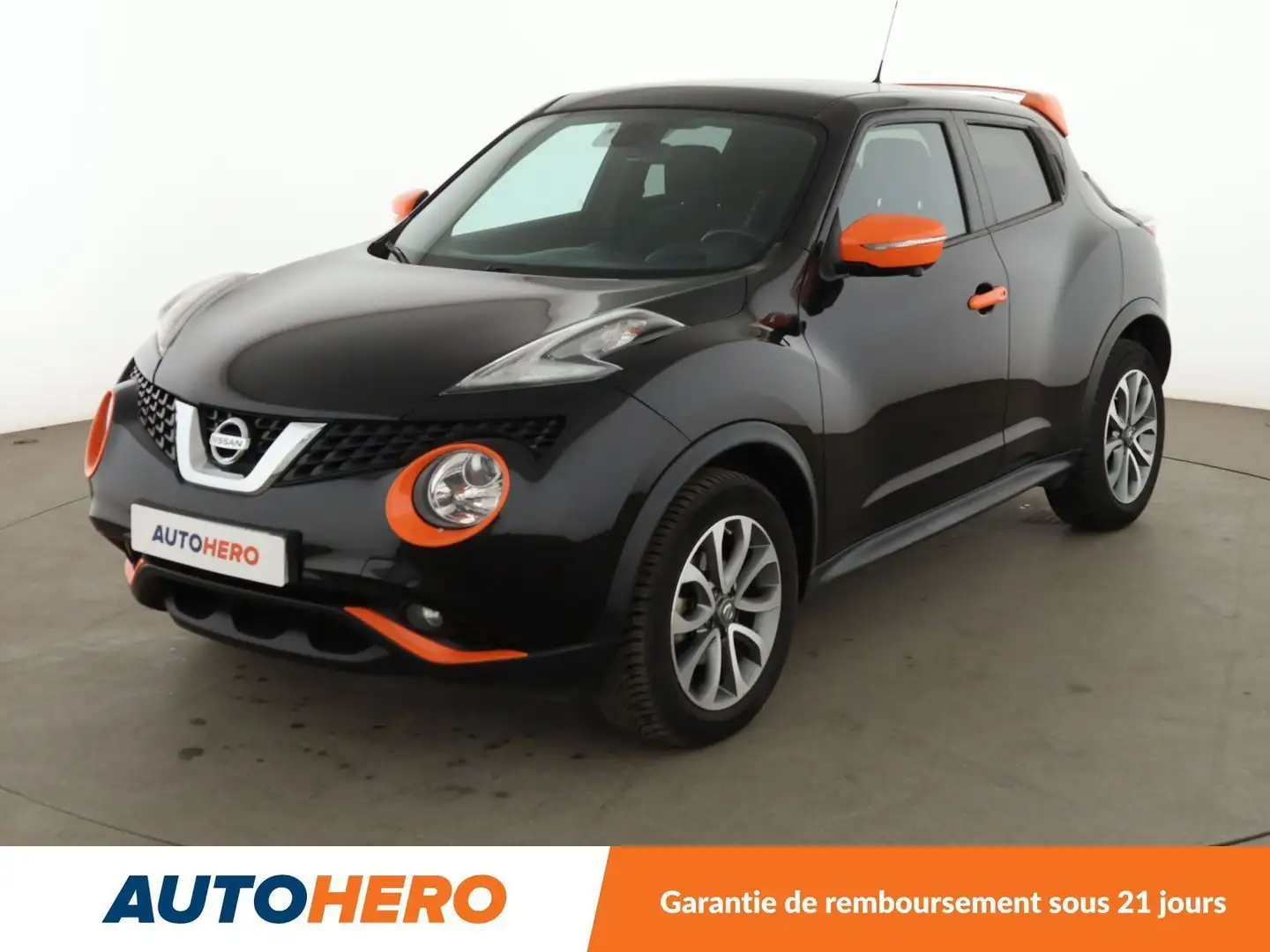 Nissan Juke 1.2 DIG-T Connect Edition Noir - 1
