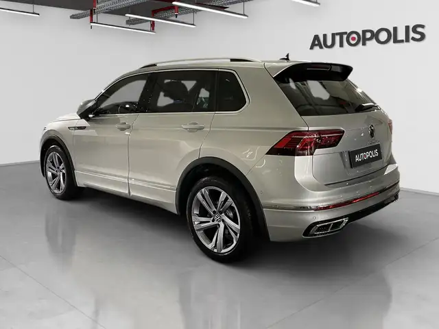 Volkswagen Tiguan view 13