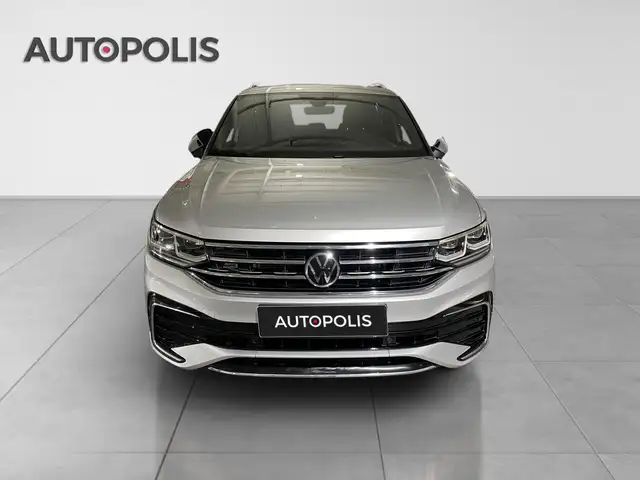 Volkswagen Tiguan view 14