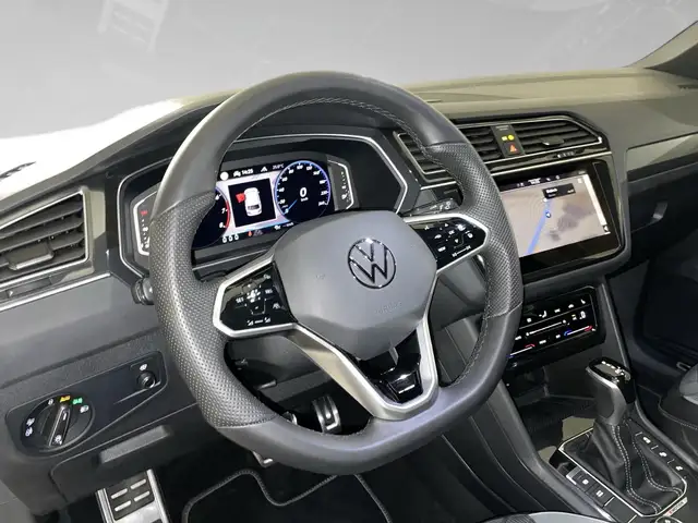 Volkswagen Tiguan view 8