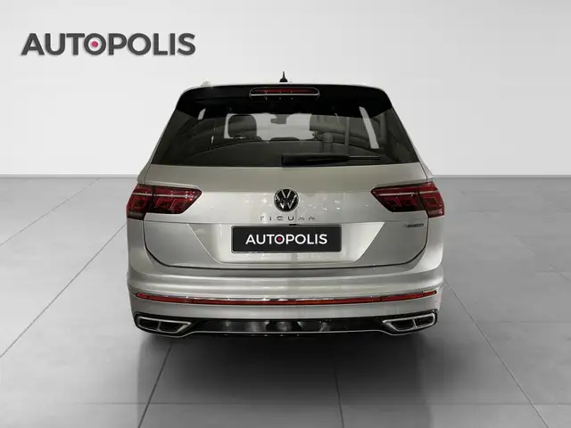 Volkswagen Tiguan view 15