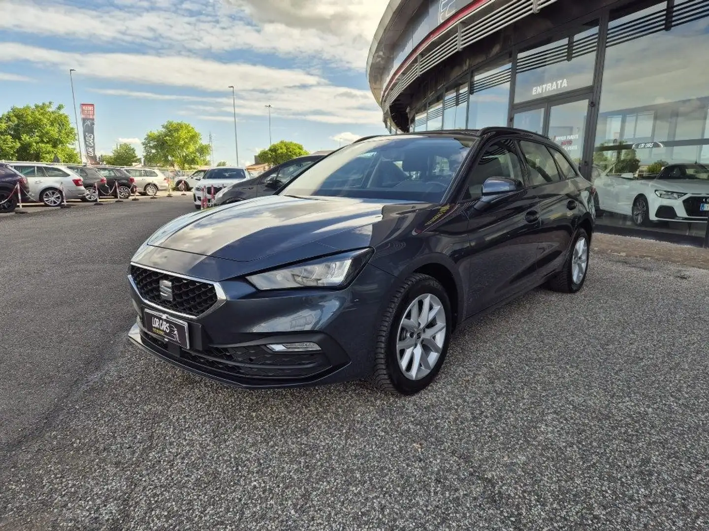SEAT Leon Sportstourer 2.0 TDI 150 CV DSG FR Gris - 1