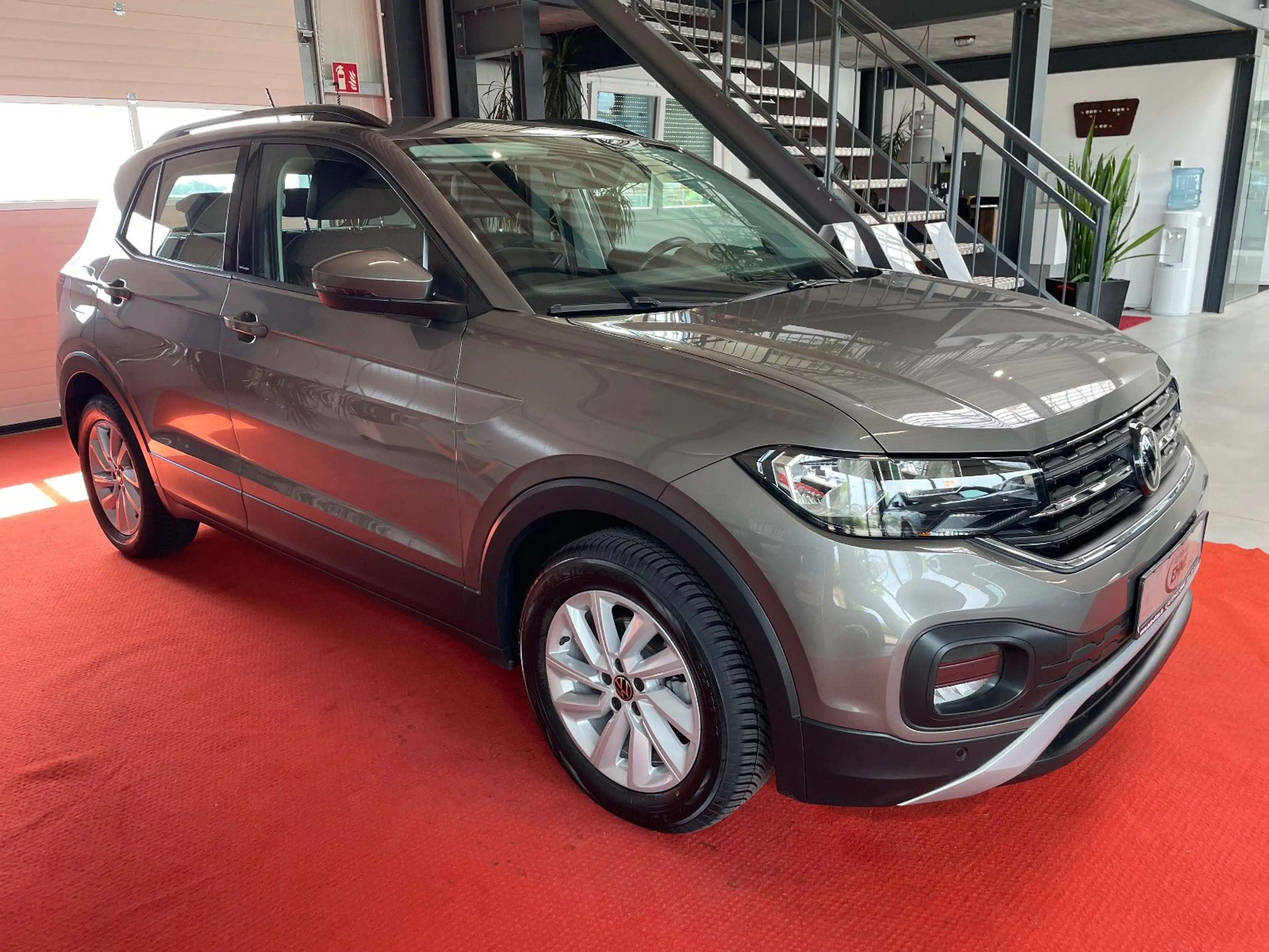 Volkswagen T-Cross Life 1.0 TSI DSG *SHZ*CLIMATRONIC*APP* — photo 4