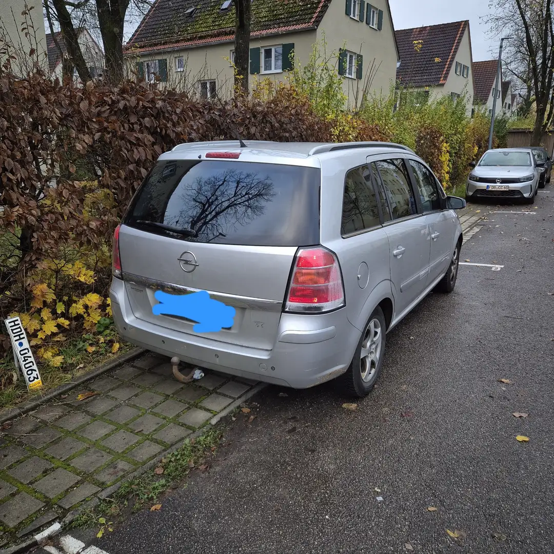 Opel Zafira 1.8 - 1